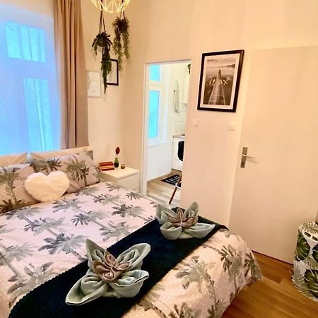 Amazonian Jungle Apartment In ウィーン エクステリア 写真