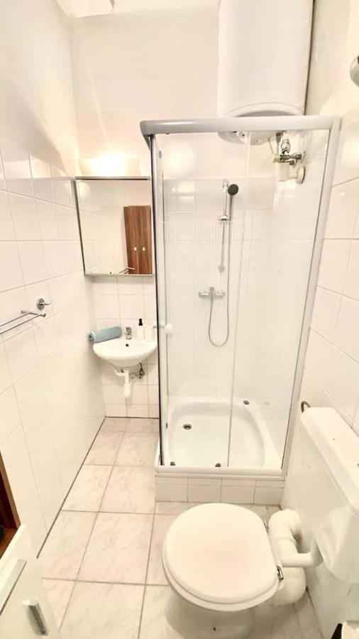 Amazonian Jungle Apartment In ウィーン エクステリア 写真